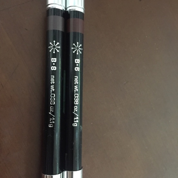 Brand New Lip Liners by Tony & Tina vibrational remedies - Picture 3 of 5